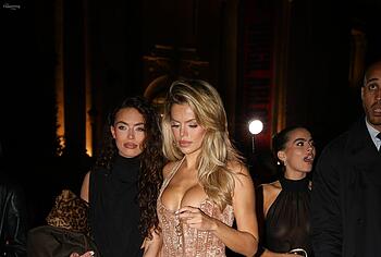 Brooks Nader nude on public