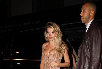 Brooks Nader nude on public