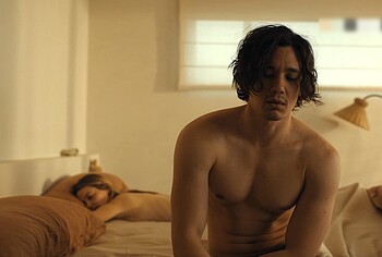 Laura Gordon nude in Watching You