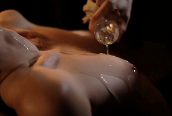 Laura Gordon nude in Embedded