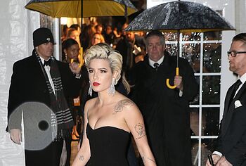 Halsey upskirt and topless pics