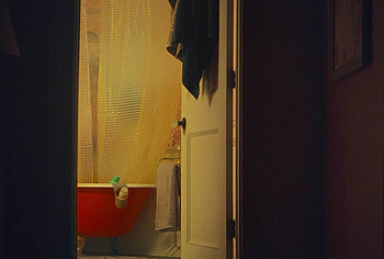 Dakota Fanning nude in Vicious