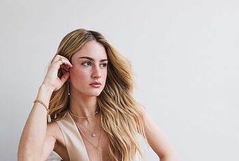 Grace Van Patten sexy pics