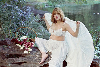 Haley Bennett pregnant
