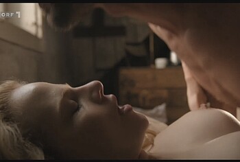 Lili Epply nude in Mein Fleisch und Blut