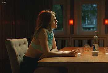 Lili Epply nude in 90