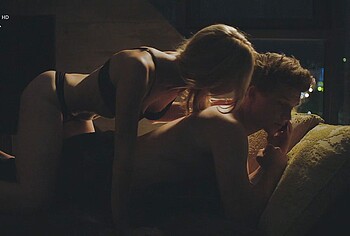 Lili Epply naked in Schnell ermittelt Gudrun Schatzinger