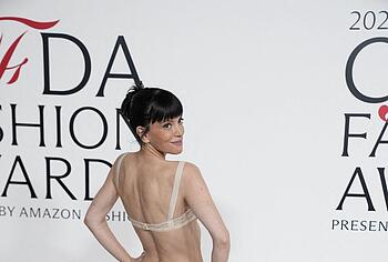 Lily Allen nipslip moments