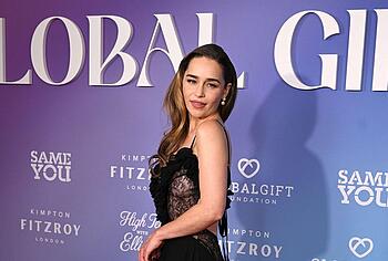 Emilia Clarke see throught pics