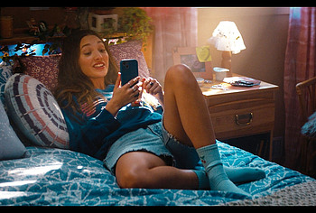 Maddie Ziegler nude in Fitting In