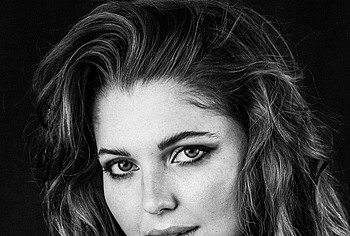 Samantha Hanratty nude photos