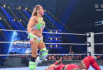 Ashley Fliehr nipslip