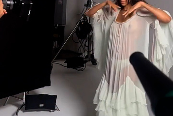 Zoe Saldana sexy for Vogue