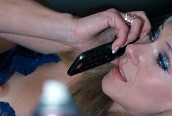 Juno Temple oops in Roofman