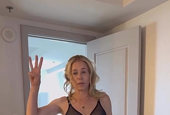 Chelsea Handler sexy