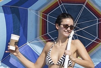Nina Dobrev in bikini