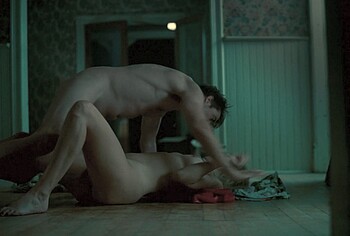 Jennifer Lawrence nude and sex in Die My Love