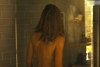 Kayla Wallace nude in Landman