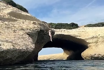 Maisie Williams bikini