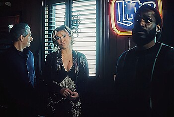 Kate Hudson nudes in Song Sung Blue