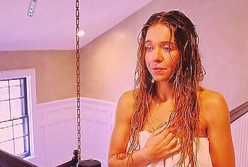 Sydney Sweeney nude sex in The Housemaid