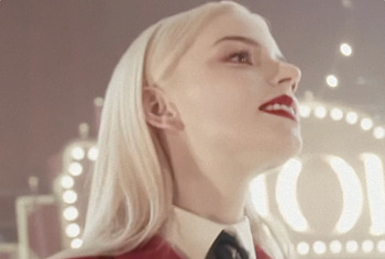 Anya Taylor-Joy oops nude