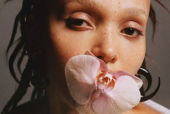 FKA Twigs nude