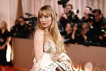 Jennifer Lawrence sexy at the Golden Globe Awards