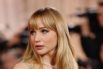 Jennifer Lawrence sexy at the Golden Globe Awards