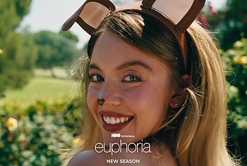 Sydney Sweeney Big Tits Bare Butt in Euphoria 3