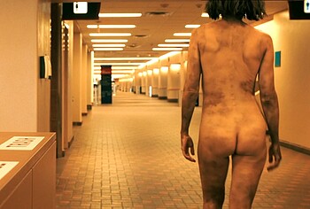 Karolina Wydra exposed