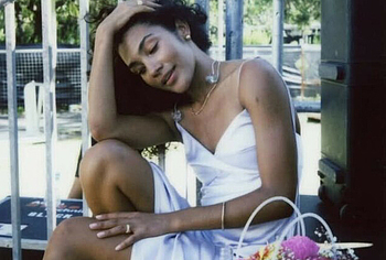 Olivia Dean Nude Tits and Bikini Pics