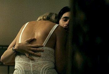 Gwyneth Paltrow Wild Sex Scenes in Marty Supreme