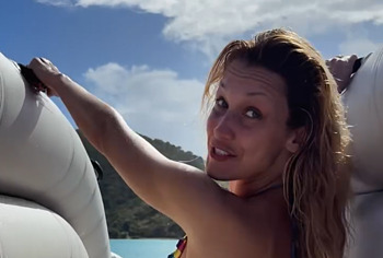 Bella Hadid bikini ass photos