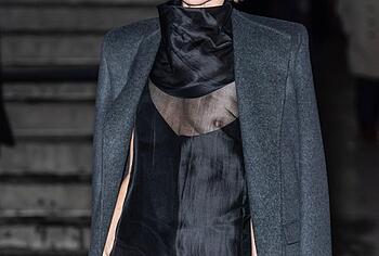 Naomi Watts nude tits pics