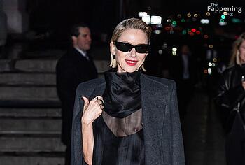 Naomi Watts nude tits pics