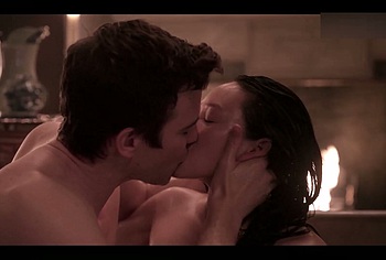 Yerin-Ha Nude And Sex Scenes in Bridgerton