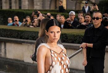 Valentina Zenere Shows Off Her Big Tits On Public