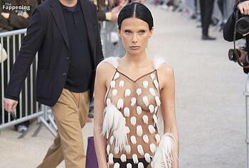 Valentina Zenere Shows Off Her Big Tits On Public