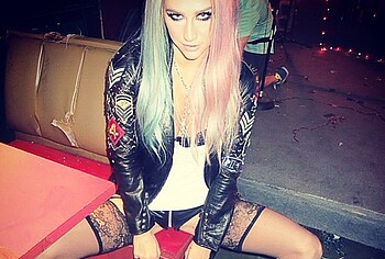 Kesha Nude And Wet Underwear Photos
