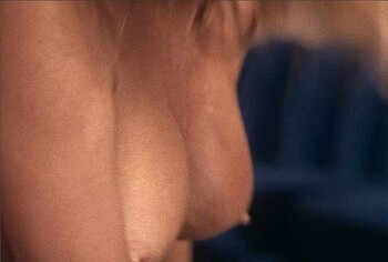 Carmen Electra naked