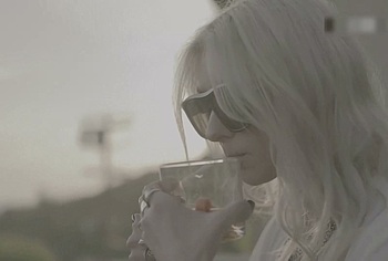 Taylor Momsen Nude And Lesbian Scenes in When I Wake Up