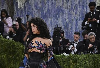 Odessa Azion Paparazzi Underboob Braless Photos