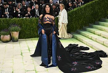 Odessa Azion Paparazzi Underboob Braless Photos