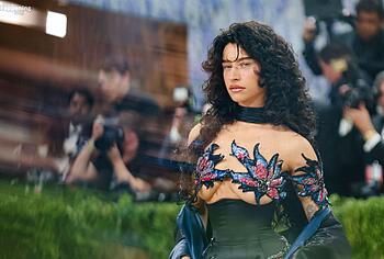 Odessa Azion Paparazzi Underboob Braless Photos