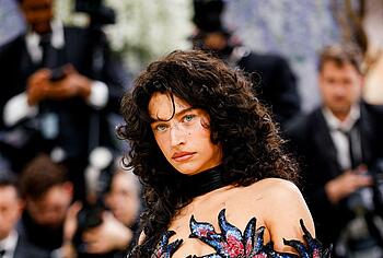 Odessa Azion Paparazzi Underboob Braless Photos