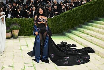 Odessa Azion Paparazzi Underboob Braless Photos