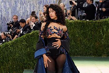 Odessa Azion Paparazzi Underboob Braless Photos