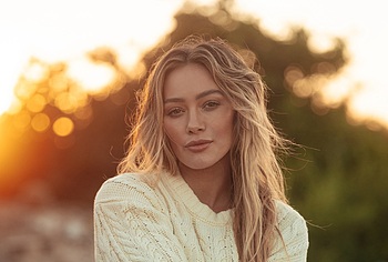 Hilary Duff Bikini And Sexy Swimsuit Photos