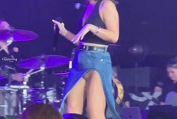 Maren Morris cameltoe upskirt and bikini pics